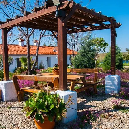 Jaktstuga Casa Rural Cruces De Caminos *