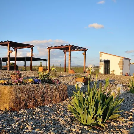 Casa Rural Cruces De Caminos * Plasencia